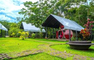 Arenal Backpackers Resort