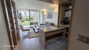 Apartment in downtown Reñaca, 3 blocks from the beach