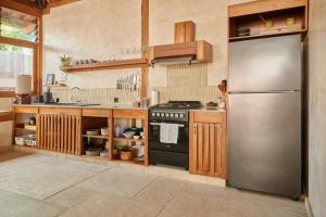 Private Three Villa Estate in Bingin with Pool