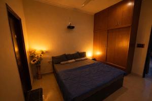 The Sunflower Suite -2BHK Cinéma Near IT Park