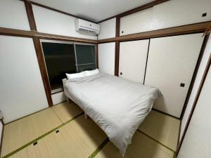 羽田空港まで約20分 蒲田駅徒歩8分 古民家風の一軒家貸切 最大9名まで宿泊可