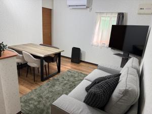 鶴橋3丁目テラスハウスWithin walking distance of Osaka Korean Town
