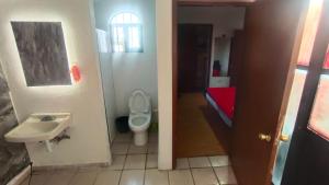 habitación independiente con entrada independiente