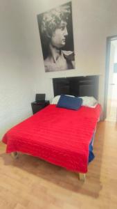 habitación independiente con entrada independiente