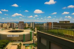 SᴛᴜᴅɪᴏAʟʟɪᴀɴᴢ 2306 - Estacionamento & Rooftop pool