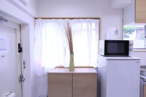 2 mins to Ikebukuro by train and Up to 6 Guests N103