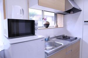 2 mins to Ikebukuro by train and Up to 6 Guests N103