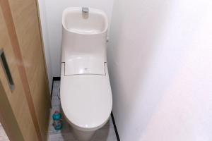 2 mins to Ikebukuro by train and Up to 6 Guests N103