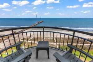 Beachfront Condo with Private Balcony at Meridian Plaza