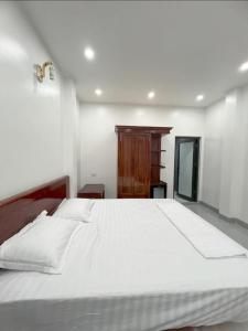 Hương Sơn Hotel