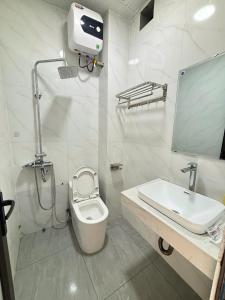 Amoureux Homestay Nguyễn Khang - Cầu Giấy