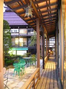 Tsuki no Shizuka - Asama