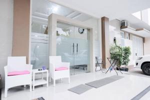 RedDoorz Plus at Permata Guesthouse Lampung