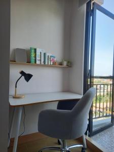 Relaxing Condo with Pool and Balcony Near Cebu Airport