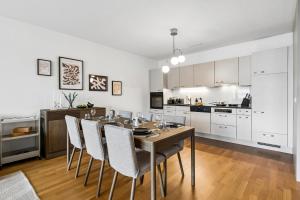 Stylish All-Inclusive Apartment with Balcony