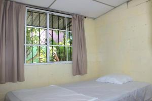 3BR house with parking,