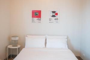 CAvenue Uptown Parksuites BGC