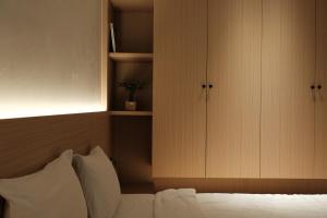 Tranquil Compact Nordic Studio in Downtown Center