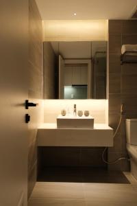 Tranquil Compact Nordic Studio in Downtown Center