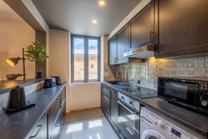 Apartment overlooking Mont Blanc with parking