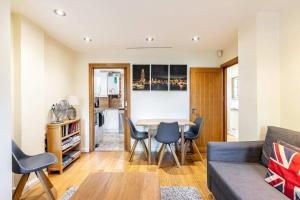 Tower Bridge 2BR apartment for 6 with terrace