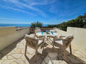 106 Studio cabine avec une belle vue sur la plage des falaises !