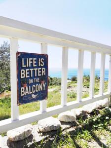 Off Grid Romance in Samos