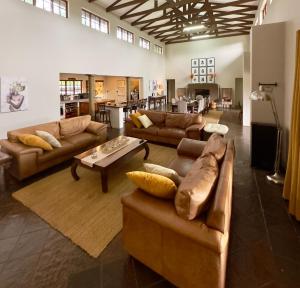 Exclusive-Use Farm Trout Dams, Hot Tub & Solar