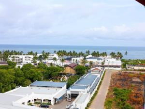 Coastal Comfort, Balcony Swing & Pool with seaview