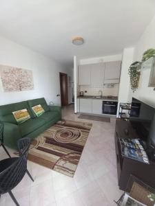 Bilocale con Terrazzo e BOX AUTO su Richiesta