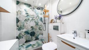 Skwer Kościuszki, Sun&Snow