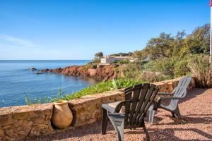 Maison charmante, pied dans leau