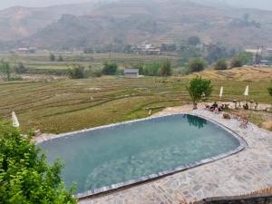 Mướng và Valley Homestay Rice Field View Ta Van