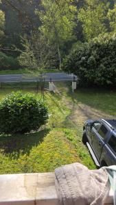 ForestNest Ruhiges Chalet für 8 Personen im Wald mit Kamin