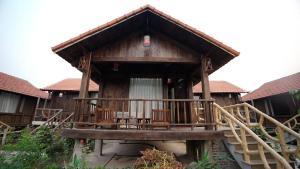 The Palm Tree Bungalow