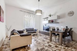 Lovely Santa Maria Apartment