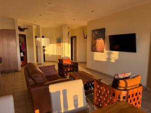 25 Sunset View