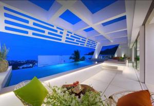 Stunning Sunset Ocean View Villa with Infinity Pool & Shared Gym