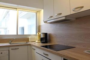 LB440-003 - La coupole, T2 traversant - Face Mer - LA BAULE