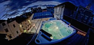Jupiter Luxury Hotel 