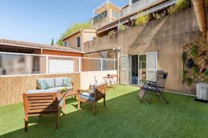 Appartement charmant avec terrasse, village à pied