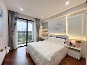 THE MIRA HOMESTAY - Vinhomes Times City