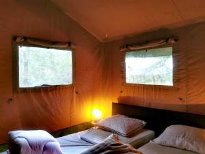 Outdoors Holten - Glamping tent bad