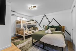 Ski in Ski out on Camelback Mountain - Game Room!