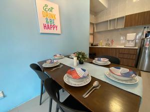 Cozy 2BR Family Stay , Walk to Night Market