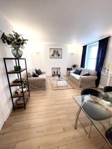 Notting Hill 1-Bed Apartment with Private Patio