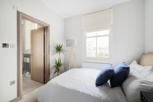 Stylish & Spacious 2-Bed Apartment in the Heart of Central London