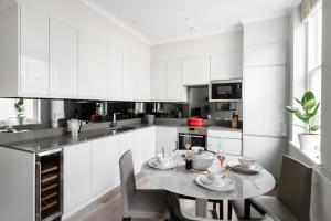 Stylish & Spacious 2-Bed Apartment in the Heart of Central London