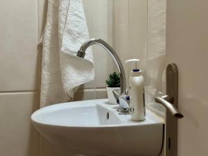 Modern Apartment in Kos Town, Close to the Beach - No 1