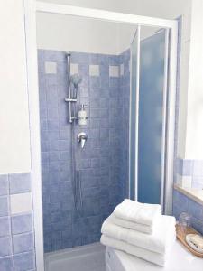 -Vicino Spiaggia Urbani- Wifi AC 4 posti letto